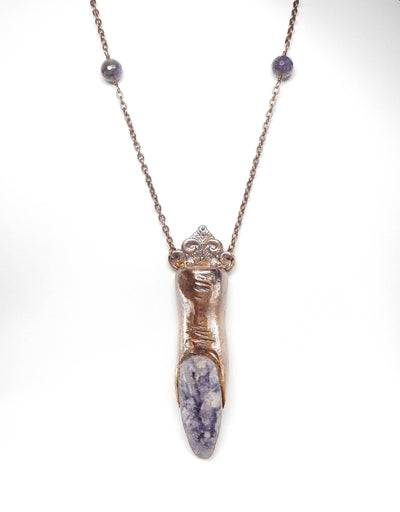FLUORITE WITCH FINGER PENDANT